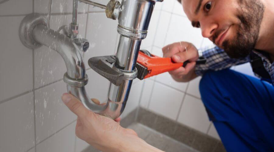 Professional sink repair in Fairbank, IA